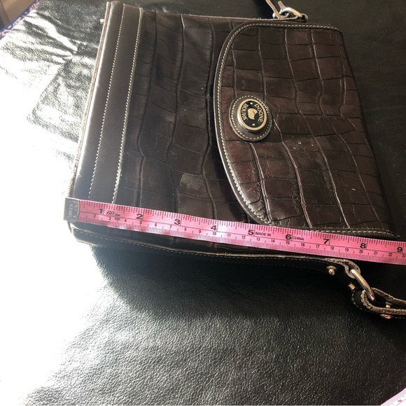 Vintage Dooney Burke - Picture 2 of 10